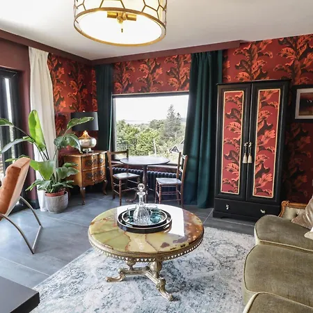 The Ring Apartment *